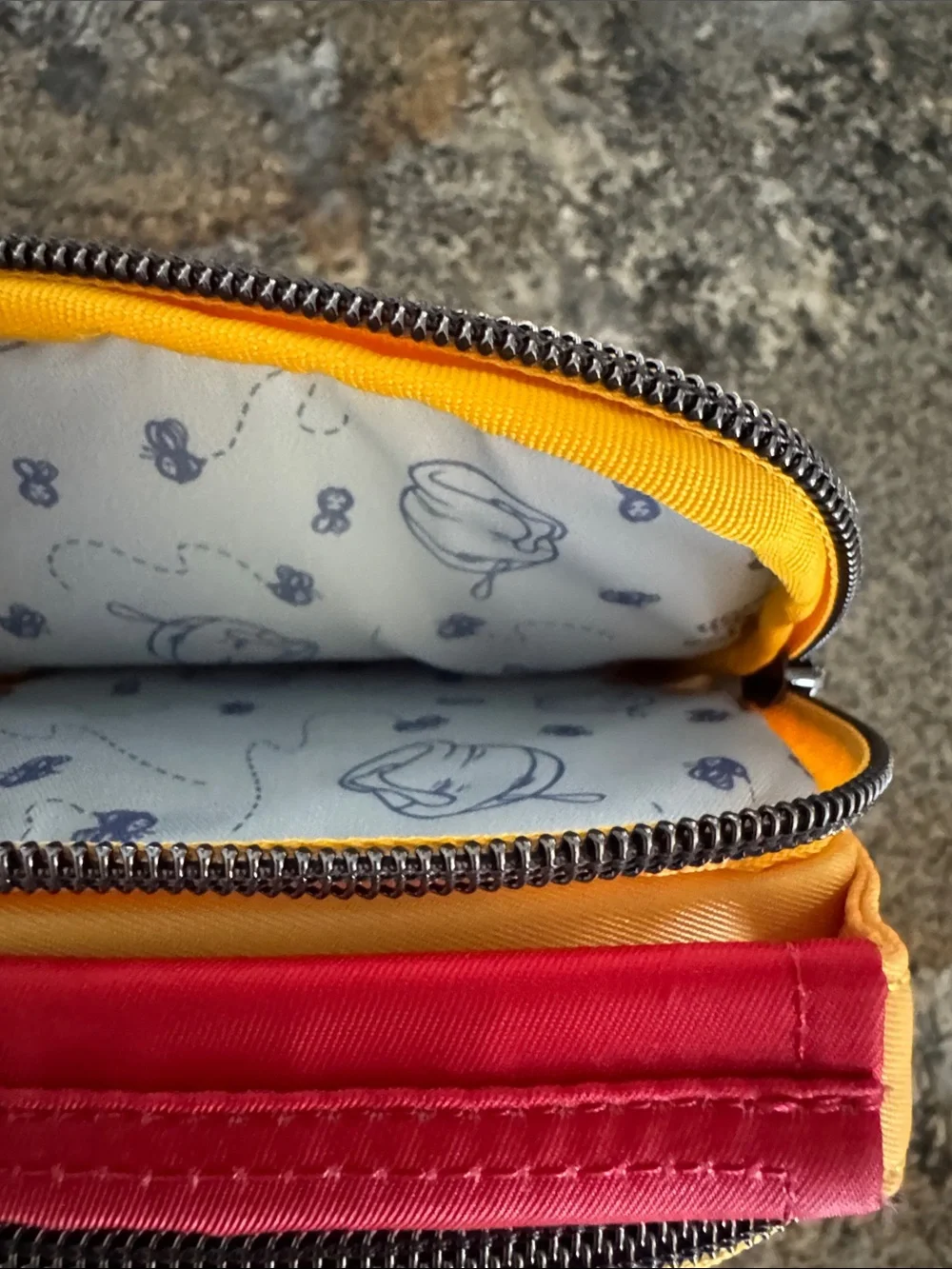 Disney Winnie the Pooh Lug Purse Crossbody Bag
